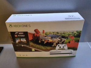 XBOX One S 1TB