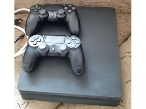 PS4 Slim 1TB