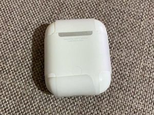 Apple Airpods 2 - nove