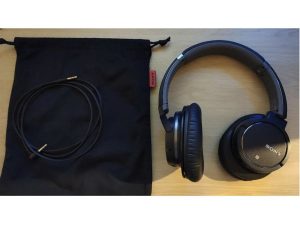 SONY MDR-ZX770BN