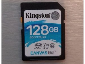 KINGSTON SD 128 GB [NEVYUŽÍVANA]