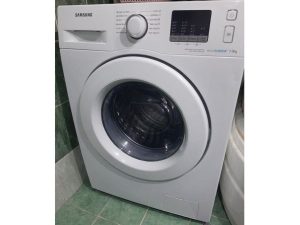 Pracka znacky samsung 7 kg