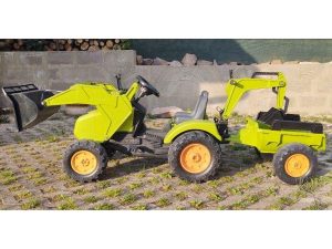 FALK Šliapací traktor 1010W Claas Axos s nakladačo