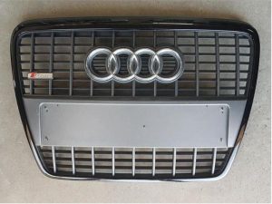 Audi A6 S-Line 4F/C6 Maska chladica