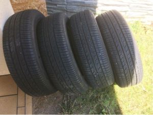 PNEU 175/60 R15 BRIDGESTONE