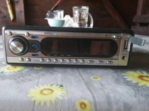 Autoradio za 15 eur