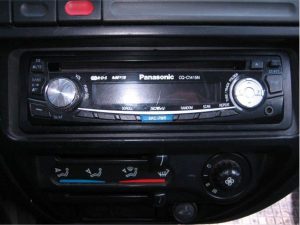 Autorádio Panasonic CQ C1415N (AM/FM, CD/MP3)