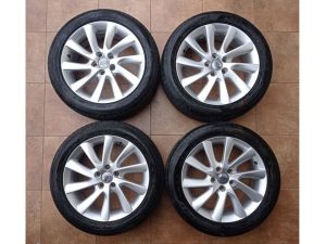 Volvo/Ford 7Jx17 5x108 ET50, 215/50 R17 letné