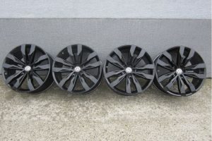 21 NEW VW Touareg 5x112 R21 R Line.Suzuka