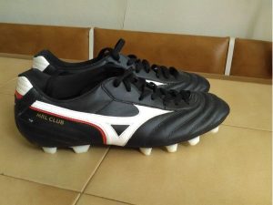 Panska futbalova obuv MIZUNO MRL Club.