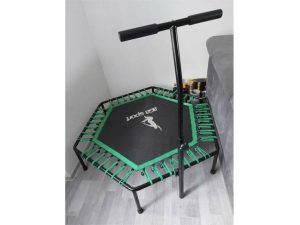 Jumping trampolina