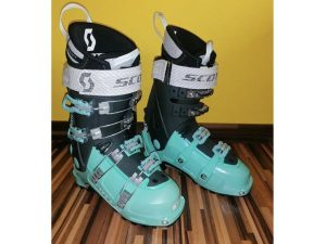 Skialpové topánky značky SCOTT CELESTE POWER FIT 3