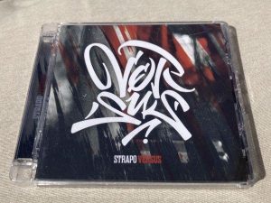 Strapo - versus