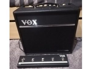 VOX valvetronix gitarové kombo 36W