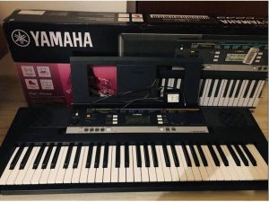 Keyboard Yamaha PSR E-243