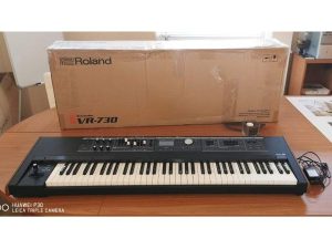 Roland VR730 Combo,Korg Radias modul