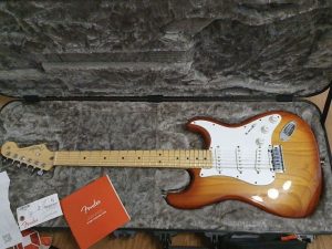 FENDER American stratocaster PRO USA