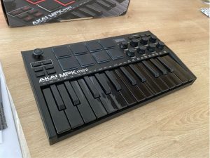 AKAI MPK mini MK3