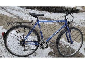 Predám starý pánsky bicykel za 25€, funkčný