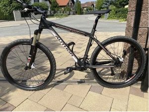 Author REVOLT MTB XC HT