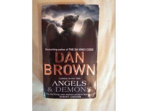 Predam knihu Dan Brown - Angels and demons