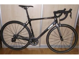 Predám celokarbónový cestný bicykel KTM REVELATOR