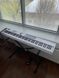 Arturia KeyLab Essential 88 + príslušenstvo