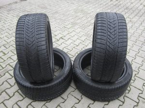 275/40 R21 & 315/35 R21 Zimne Pirelli top