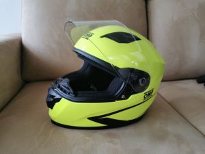 Predám prilbu OMP CIRCUIT EVO FLUO YELLOW