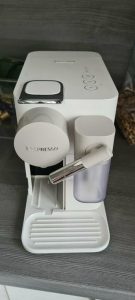 Nespresso De'Longhi Lattissima one