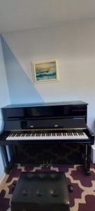 I am selling a piano