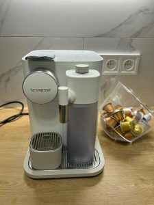 Nespresso Gran Lattissima White