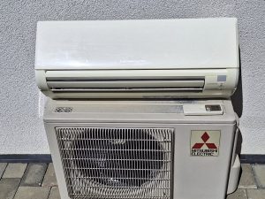 I am selling a MITSUBISHI inverter 3.5kW air conditioner