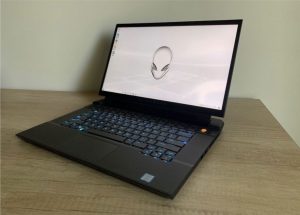 Notebook Dell Alienware m15 R2