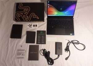 Razer Blade herní laptop notebook počítač > Asus