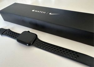 Apple Watch Nike Series 7 GPS + Cellular for sale