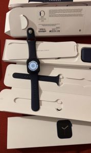 Apple watch 6 44mm modré výborný stav