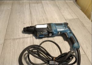 kombinované kladivo Makita HR2610