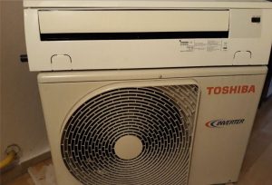 klimatizaci Toshiba : RAS-167SAV-E5 výkon 4,4kW