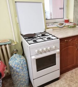 Bottled gas stove for sale