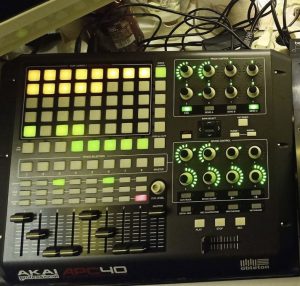 Akai Apc40 mk1 midi kontroller Eladó