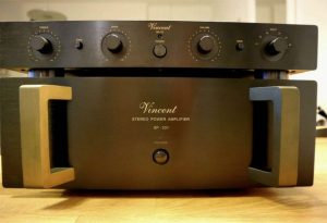 Pair of Vincent SA-32 preamplifier and SP-331 power amplifier