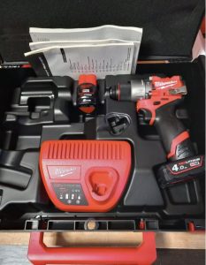 Milwaukee M12 FPD2 ütvefúró behajtó készlet