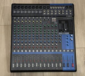 Yamaha MG16Xu - 16-channel mixer, USB, XLR, effect