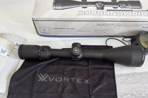 Vortex diamondback 3.5x10x50 binoculars