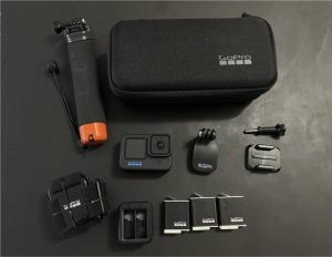 Gopro Hero 11, with charger, 3 batteries, accessories